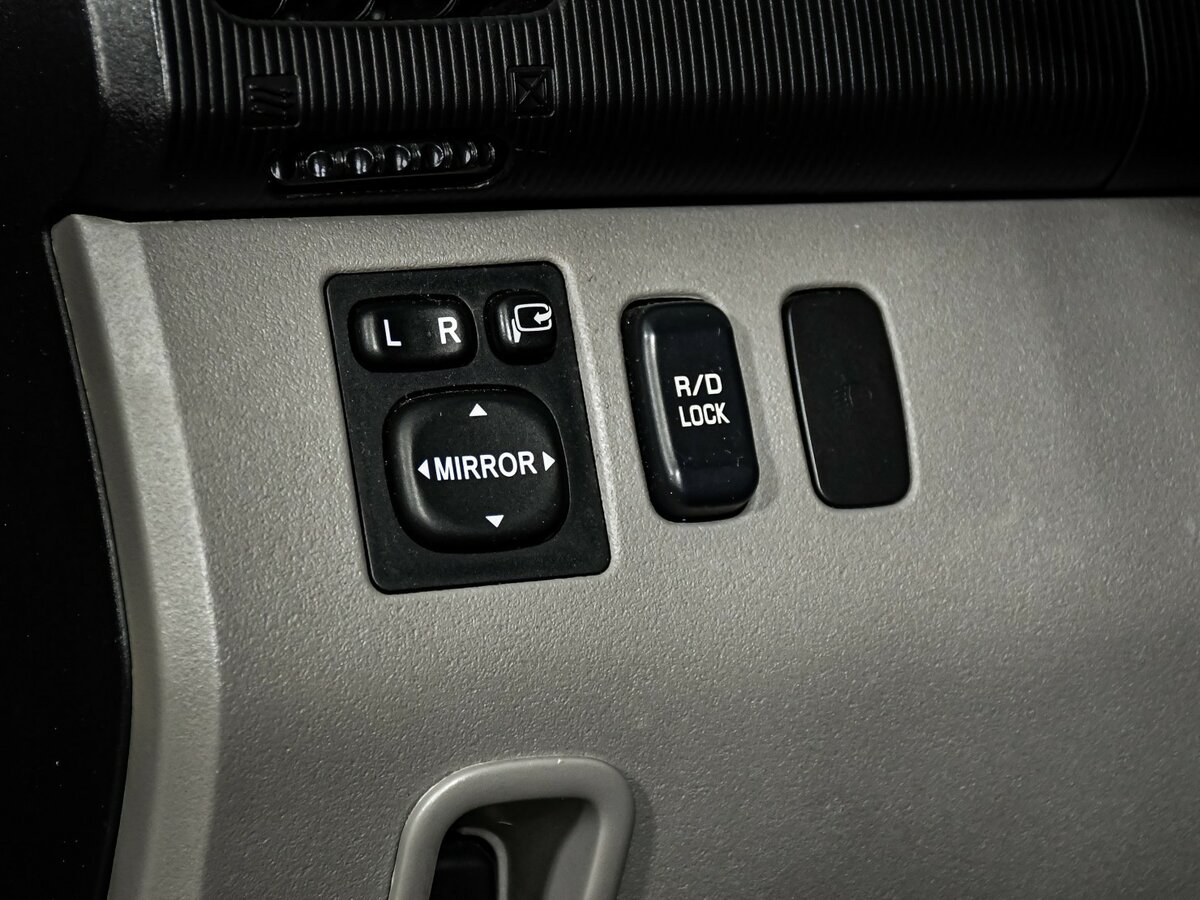 Mitsubishi Pajero Sport б/у, 2013, Автоматическая. Фото: #12