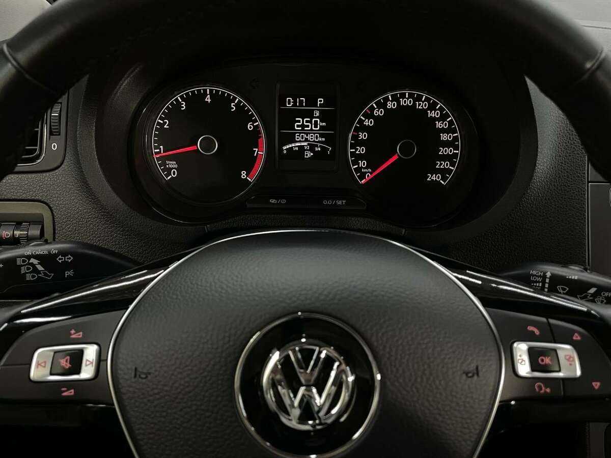 Volkswagen Polo б/у, 2019, Автоматическая. Фото: #9