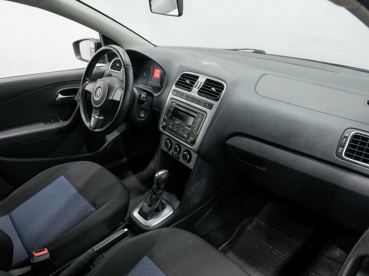 Volkswagen Polo б/у, 2013, Автоматическая. Фото: #5