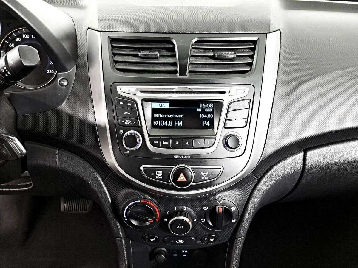 Hyundai Solaris б/у, 2015, Автоматическая. Фото: #10