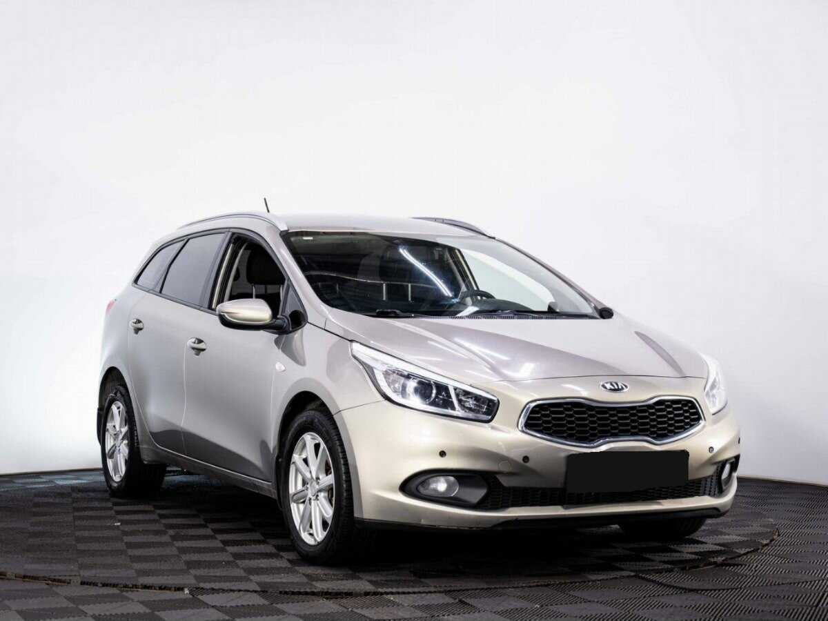 Kia Ceed б/у, 2013, Механическая. Фото: #2