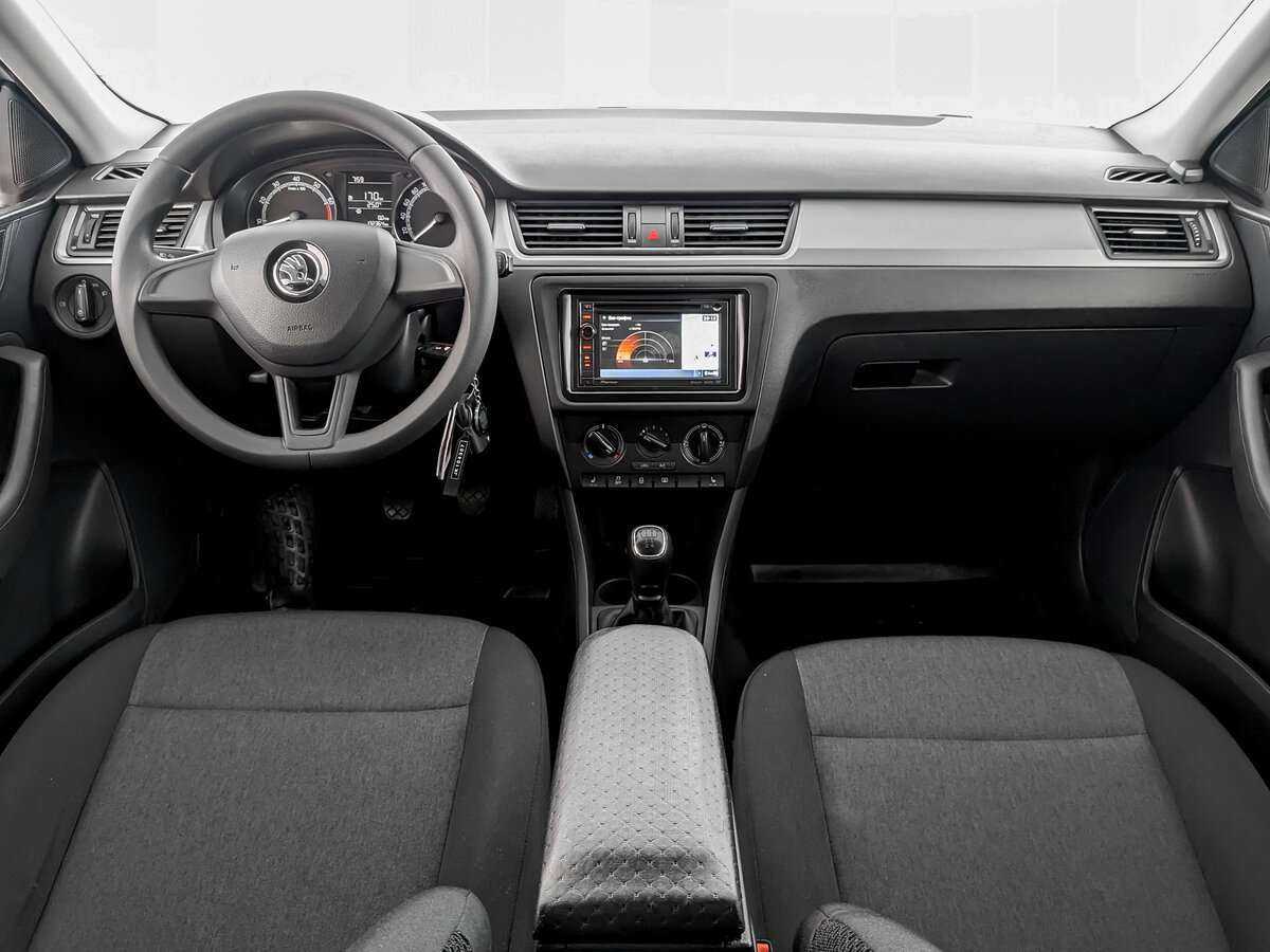 Skoda Rapid б/у, 2017, Механическая. Фото: #11