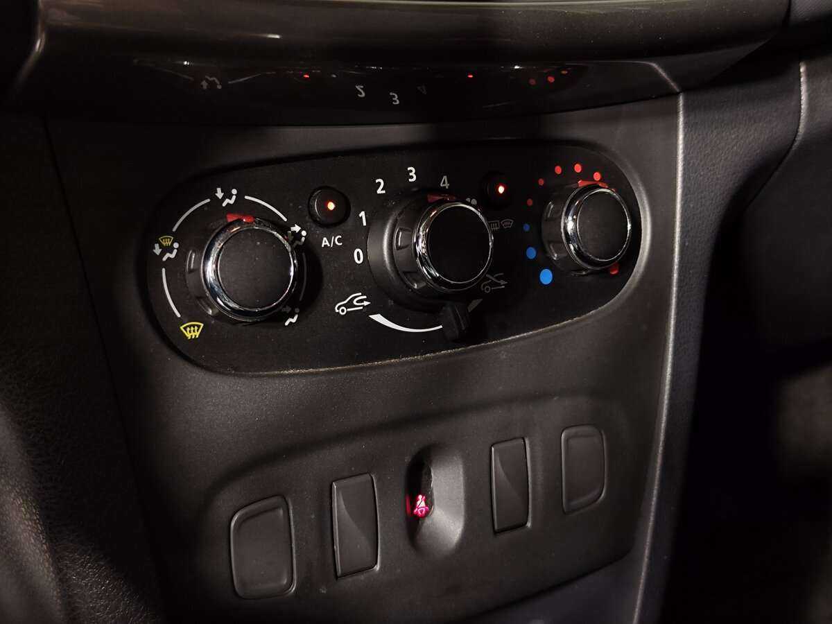 Renault Logan б/у, 2019, Автоматическая. Фото: #12