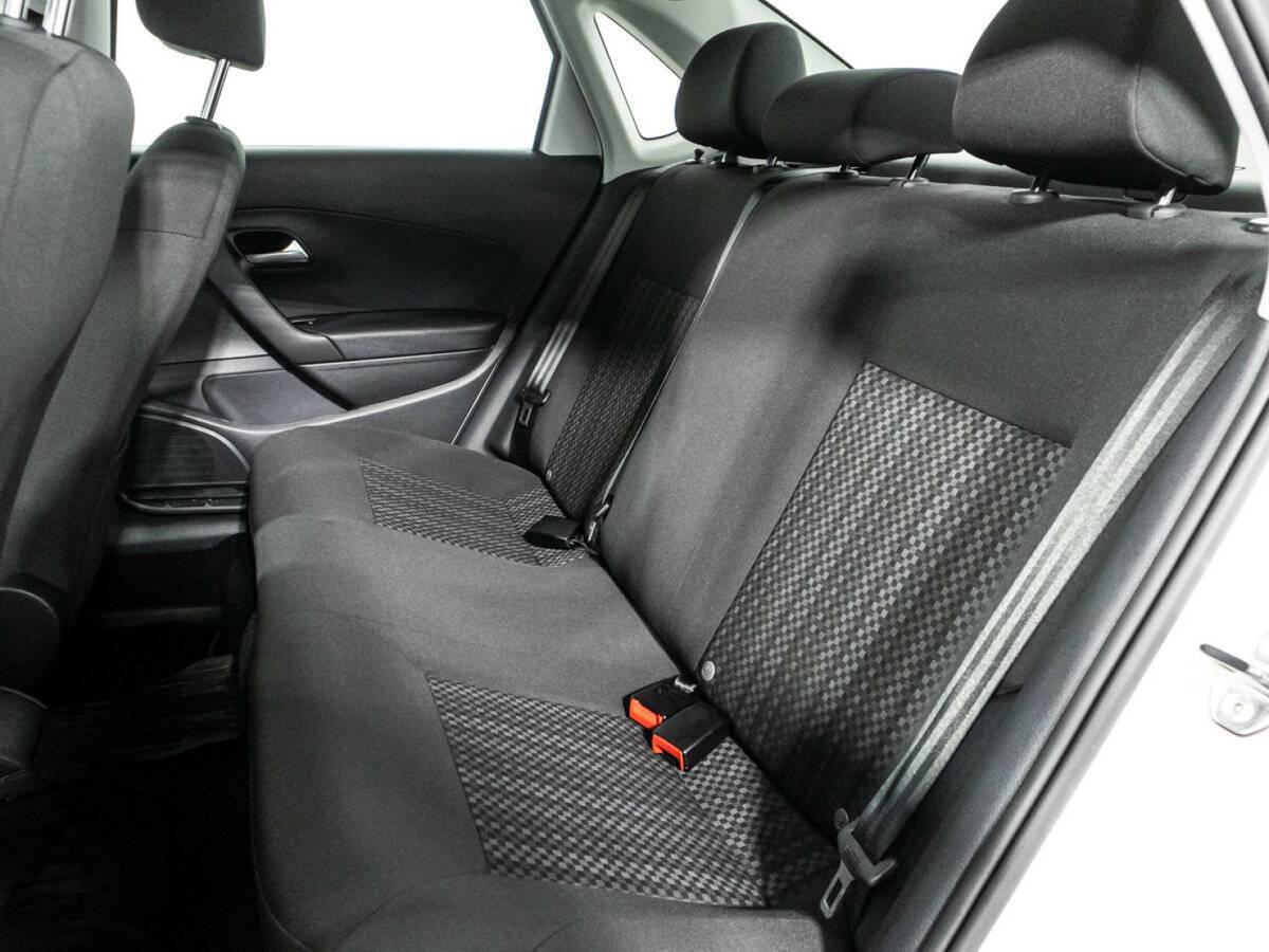 Volkswagen Polo б/у, 2019, Автоматическая. Фото: #9