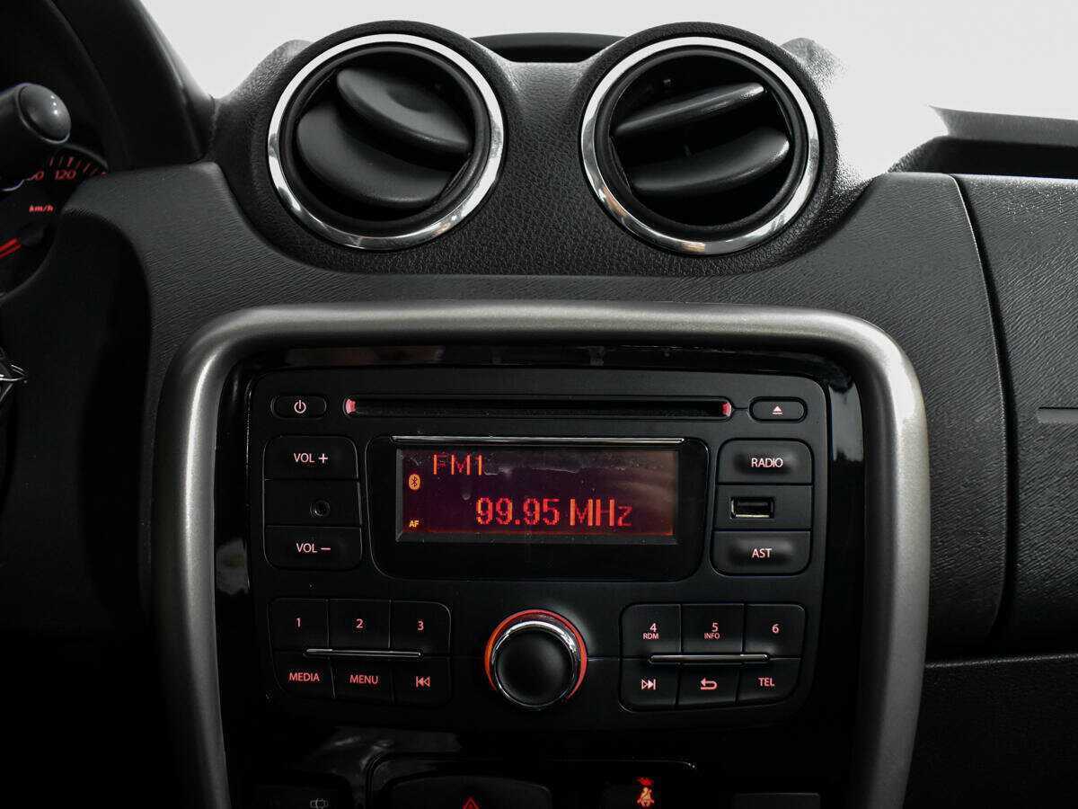 Renault Duster б/у, 2014, Механическая. Фото: #10