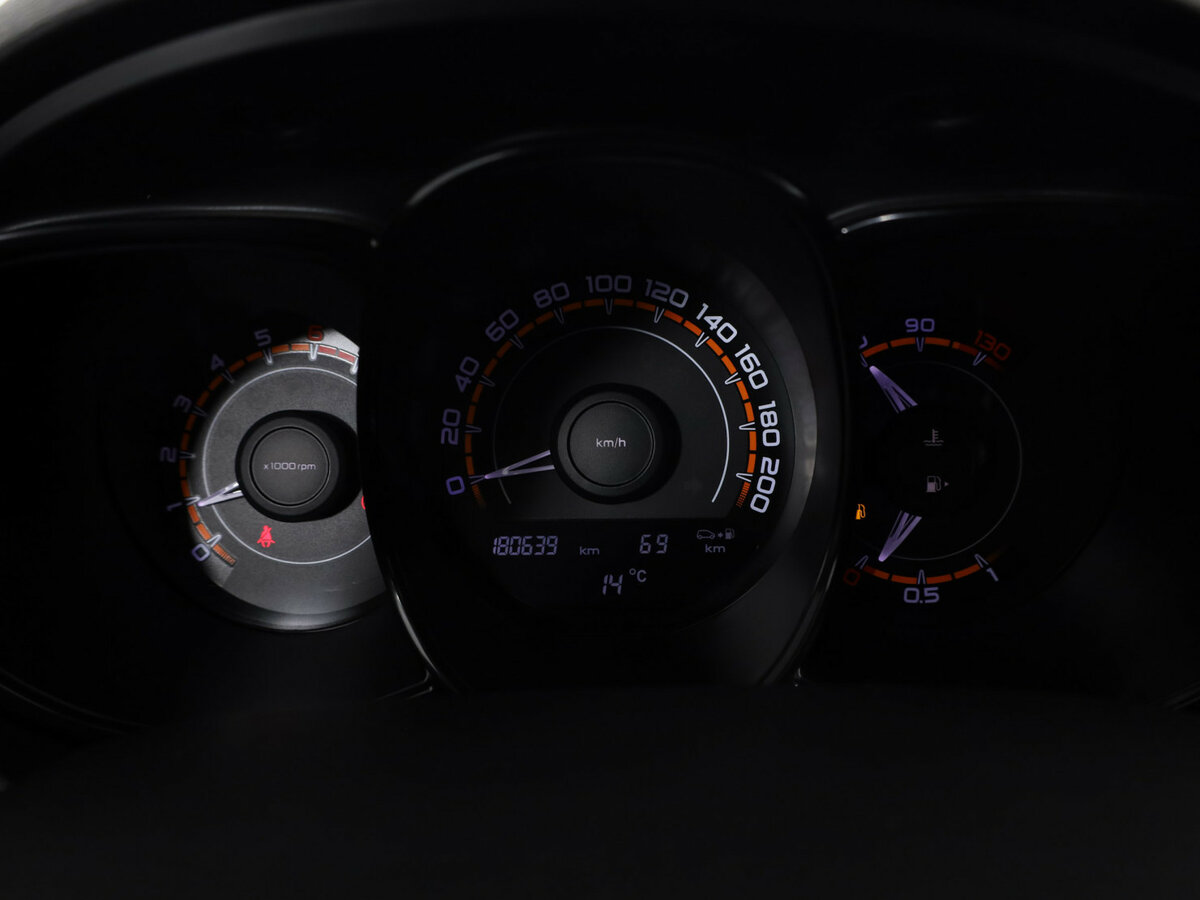 Lada (ВАЗ) Vesta б/у, 2017, Механическая. Фото: #10