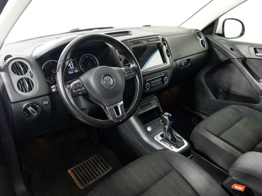 Volkswagen Tiguan б/у, 2012, Автоматическая. Фото: #10