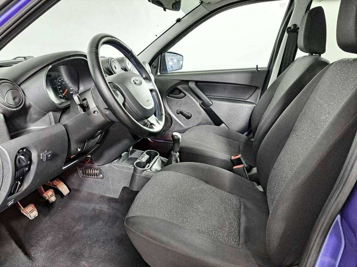 Lada (ВАЗ) Granta б/у, 2017, Механическая. Фото: #11