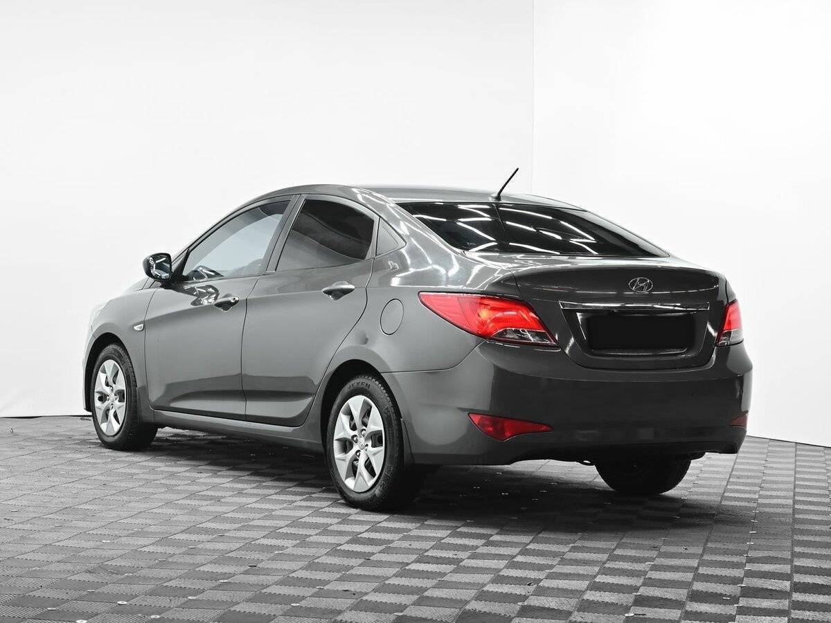 Hyundai Solaris б/у, 2014, Автоматическая. Фото: #2