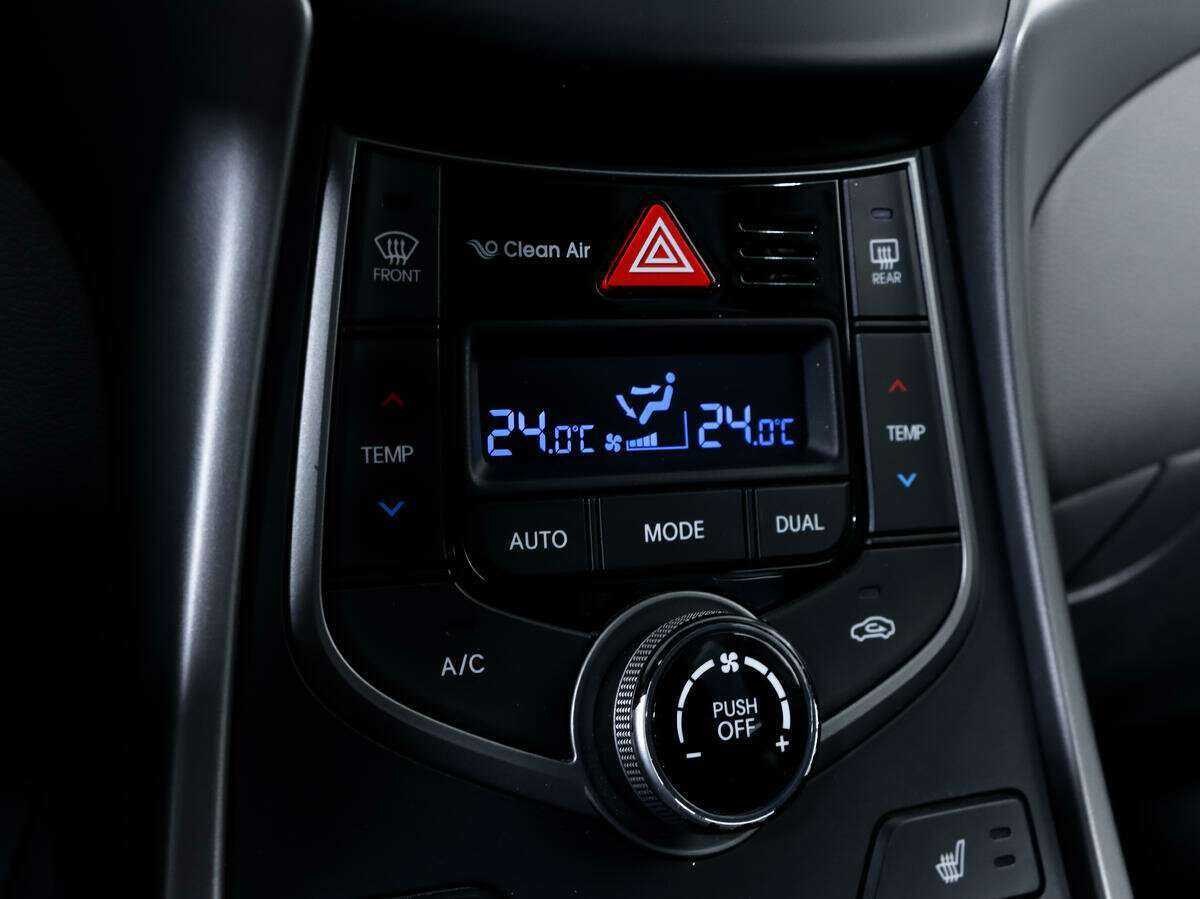 Hyundai Elantra б/у, 2014, Автоматическая. Фото: #13