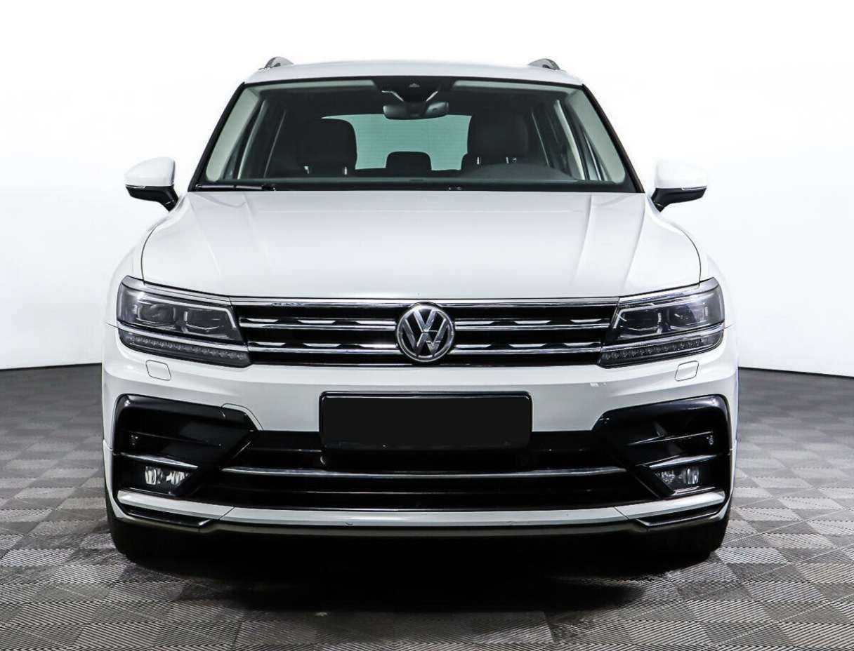 Volkswagen Tiguan б/у, 2018, Роботизированная. Фото: #1