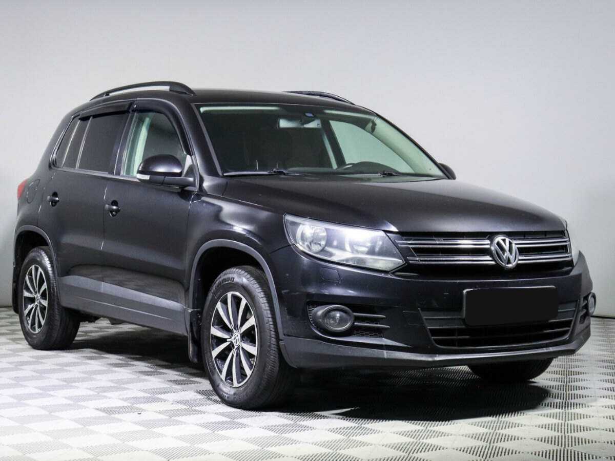 Volkswagen Tiguan б/у, 2013, Роботизированная. Фото: #2