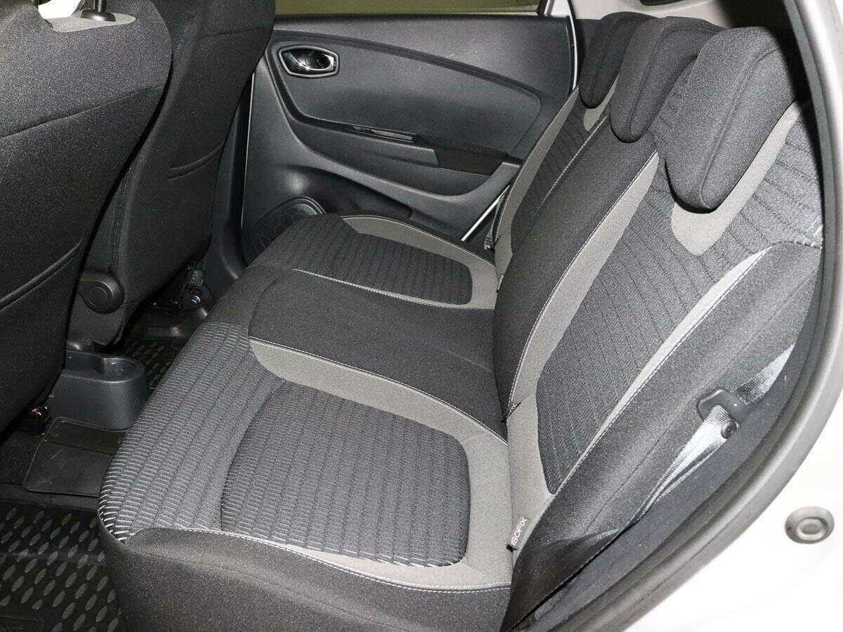 Renault Kaptur б/у, 2017, Автоматическая. Фото: #8