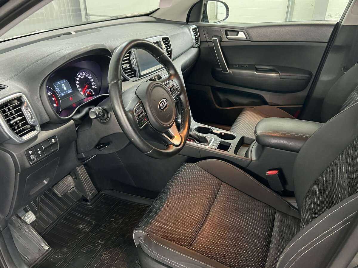 Kia Sportage б/у, 2016, Автоматическая. Фото: #9