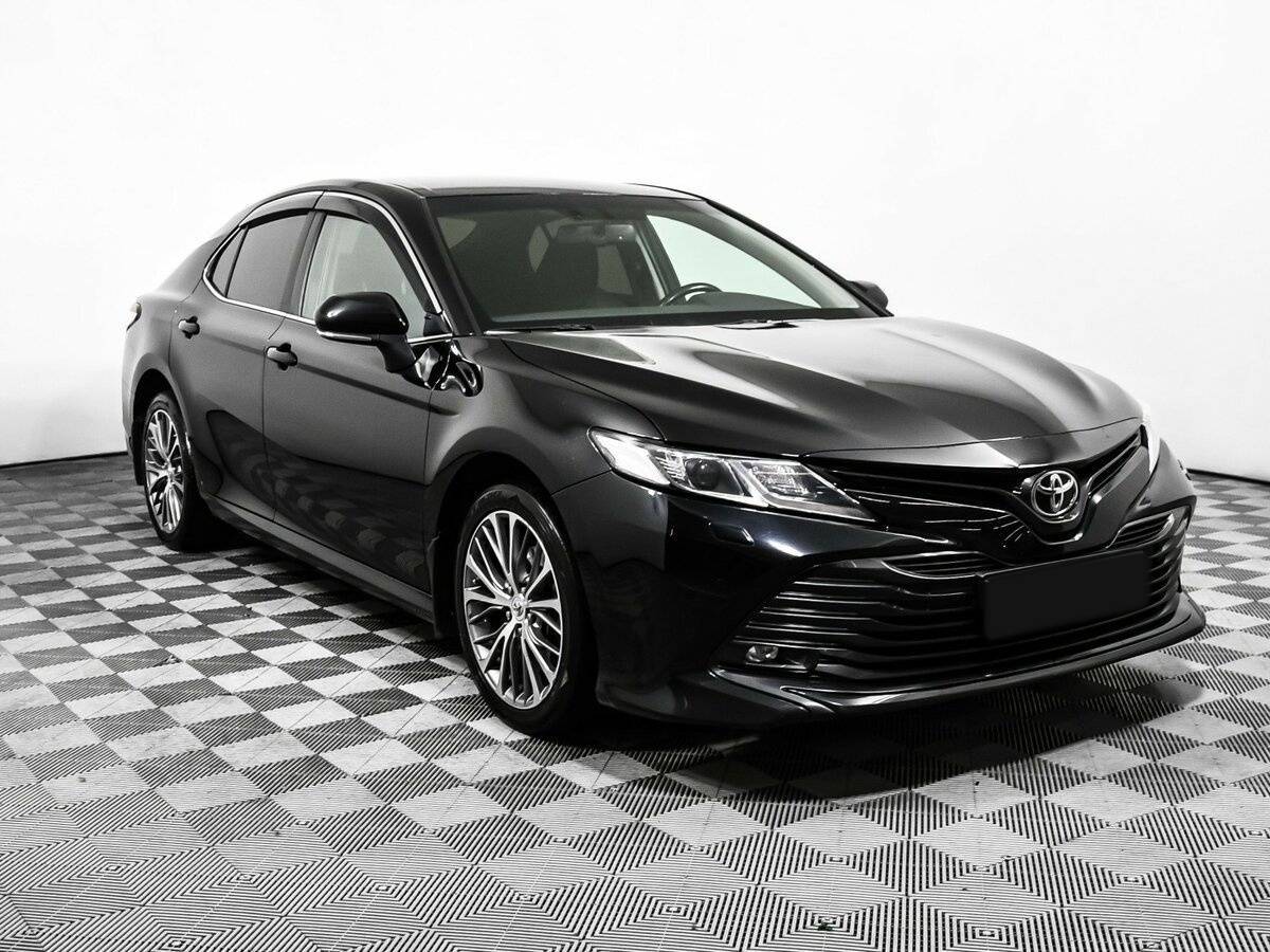 Toyota Camry б/у, 2019, Автоматическая. Фото: #2