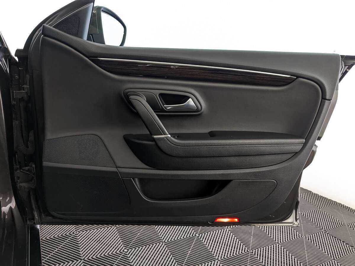 Volkswagen Passat CC б/у, 2013, Роботизированная. Фото: #22