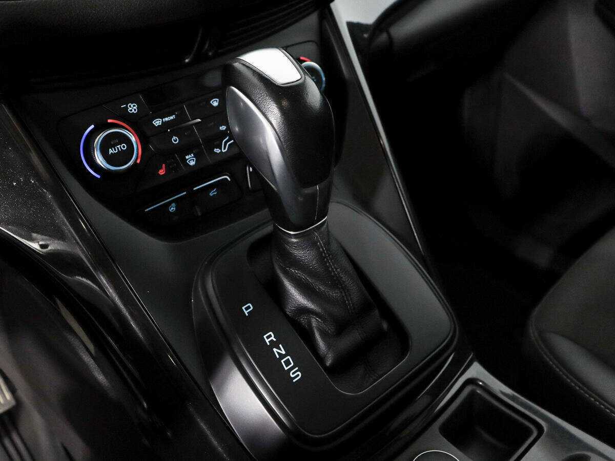 Ford Kuga б/у, 2017, Автоматическая. Фото: #7