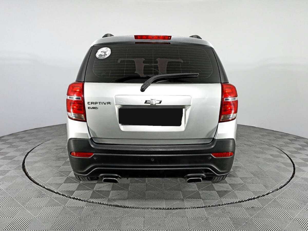Chevrolet Captiva б/у, 2015, Автоматическая. Фото: #5