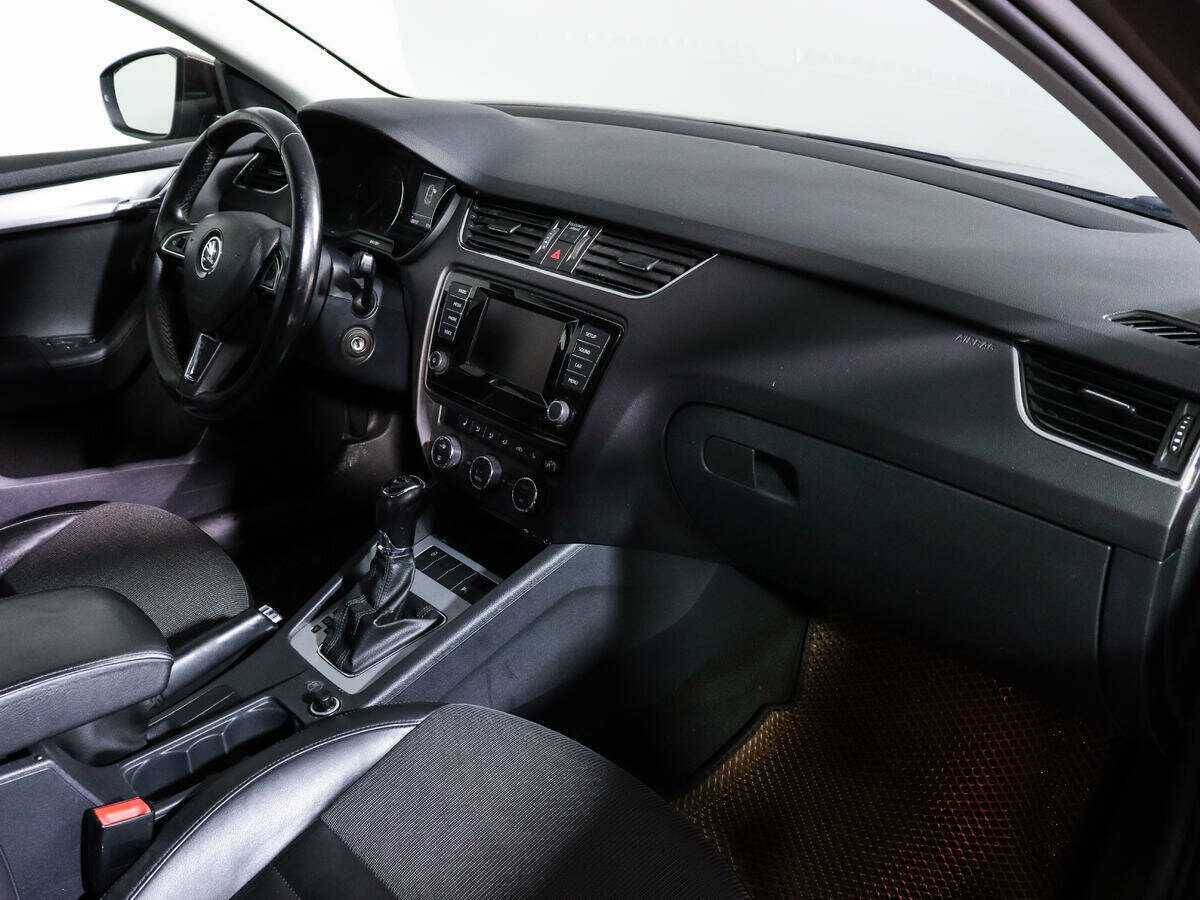 Skoda Octavia б/у, 2013, Роботизированная. Фото: #6