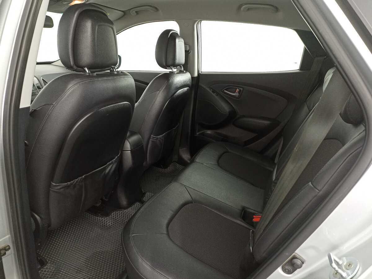 Hyundai ix35 б/у, 2013, Механическая. Фото: #9