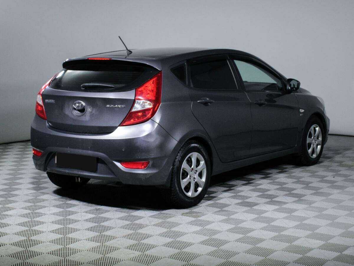 Hyundai Solaris б/у, 2012, Механическая. Фото: #3