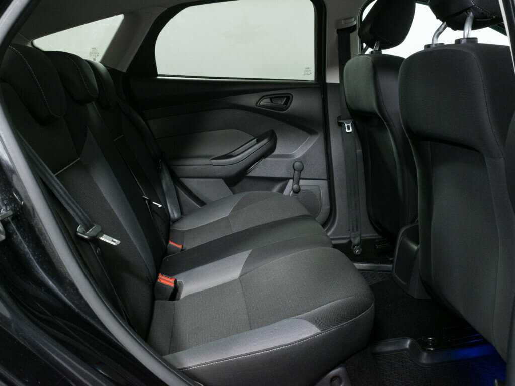 Ford Focus б/у, 2013, Механическая. Фото: #9