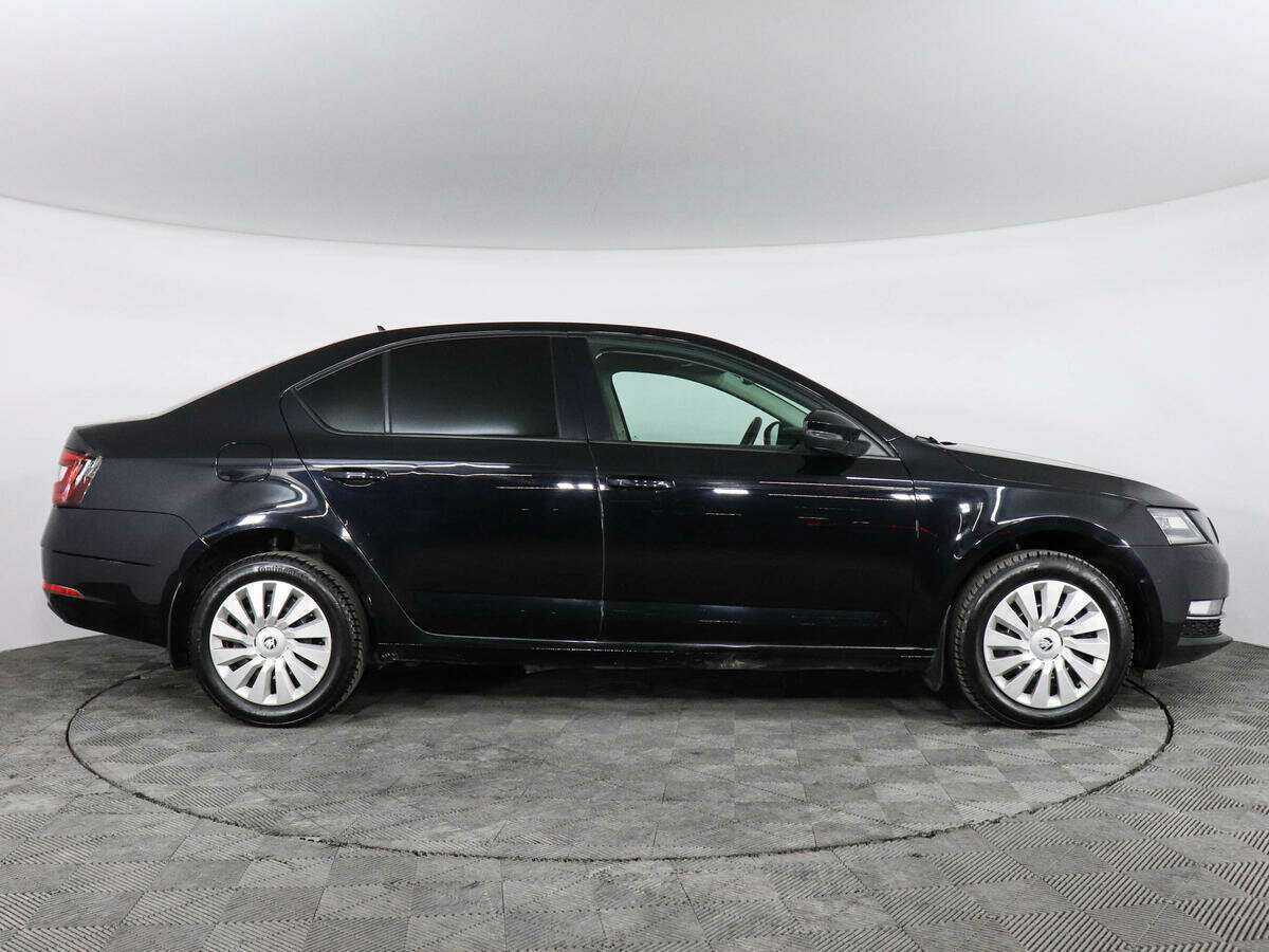 Skoda Octavia б/у, 2018, Роботизированная. Фото: #3