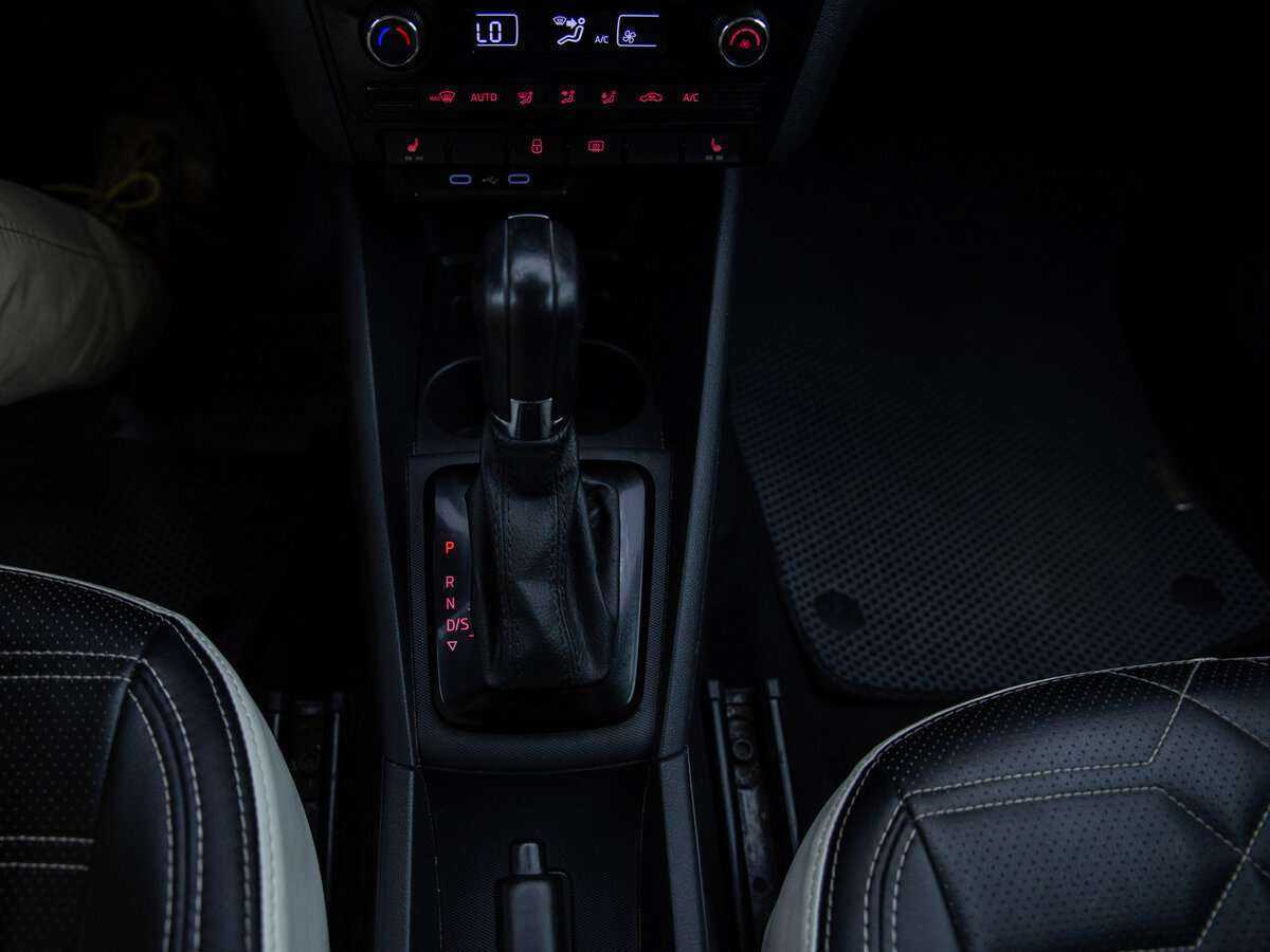 Volkswagen Polo б/у, 2020, Автоматическая. Фото: #14