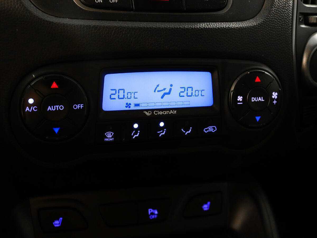 Hyundai ix35 б/у, 2014, Автоматическая. Фото: #14