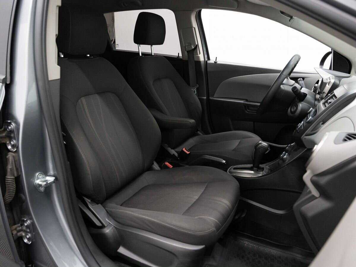 Chevrolet Aveo б/у, 2014, Автоматическая. Фото: #12