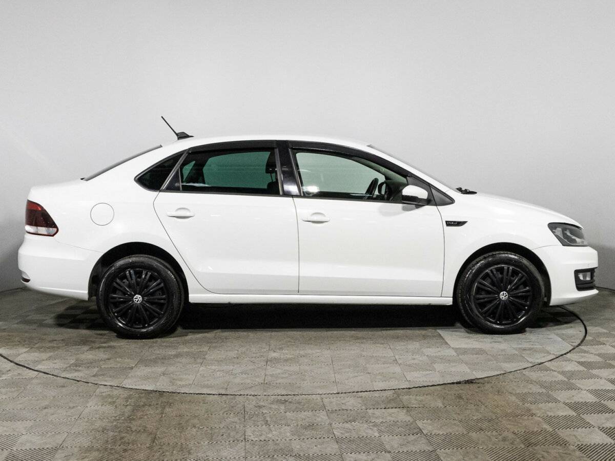 Volkswagen Polo б/у, 2018, Роботизированная. Фото: #3