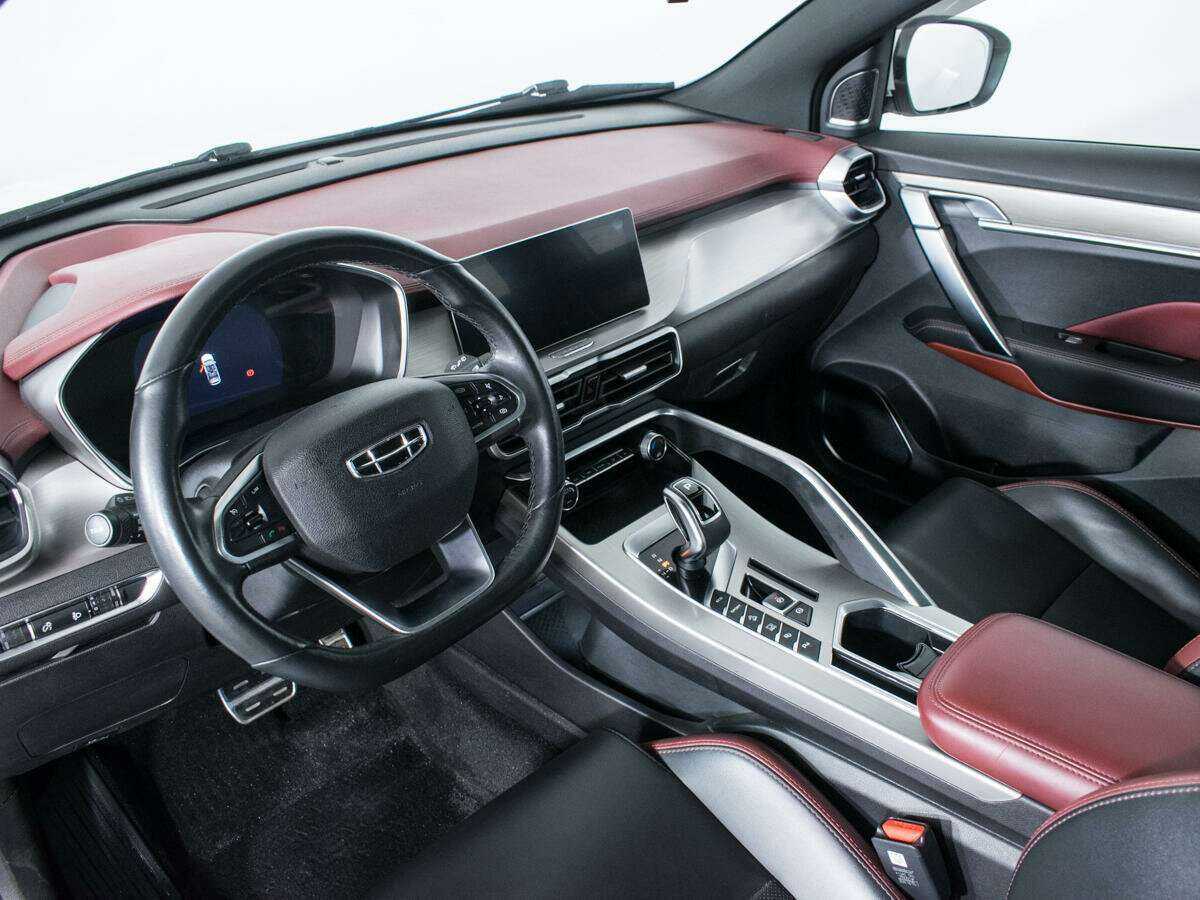 Geely Coolray б/у, 2021, Роботизированная. Фото: #11