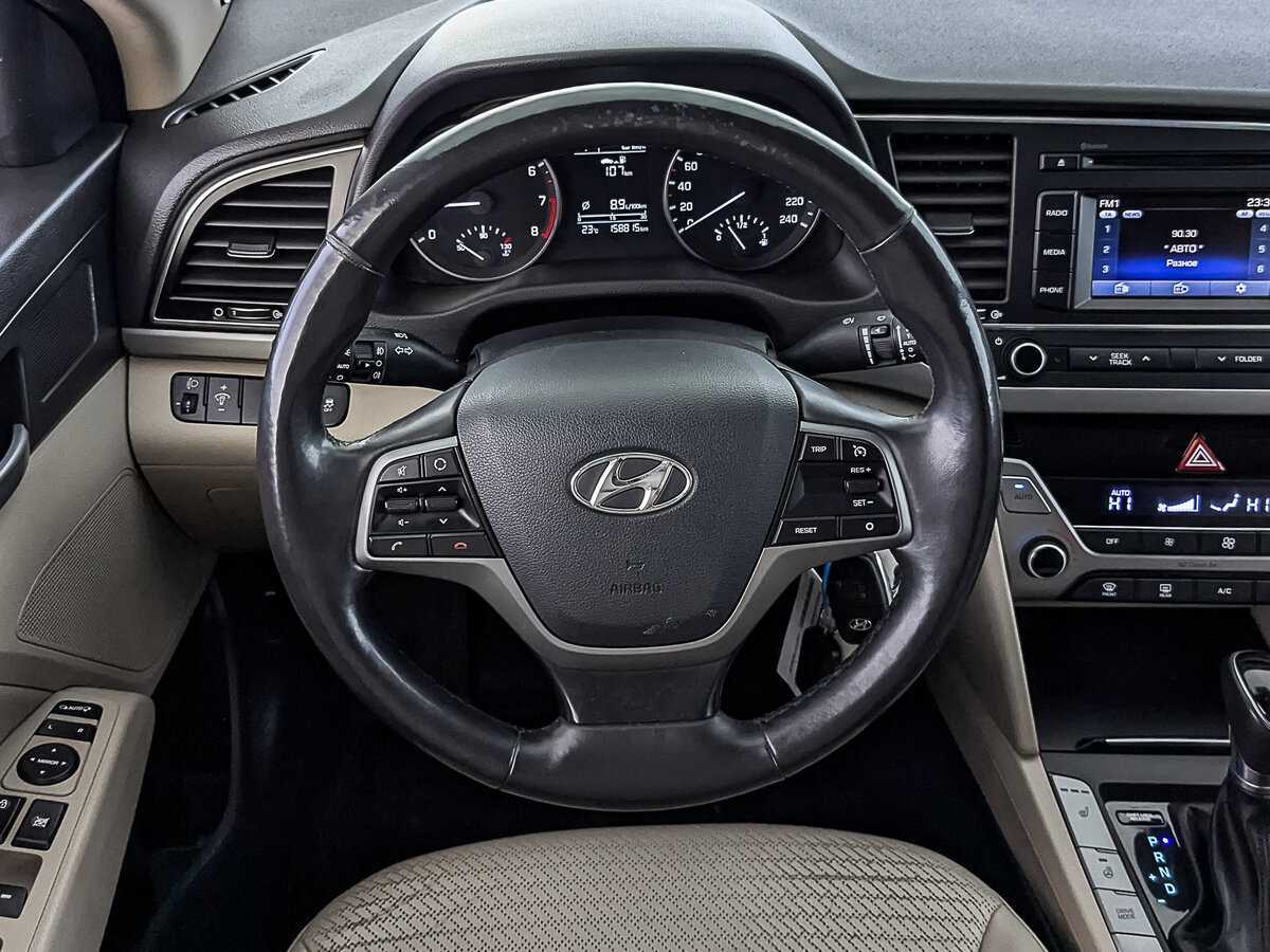 Hyundai Elantra б/у, 2017, Автоматическая. Фото: #21