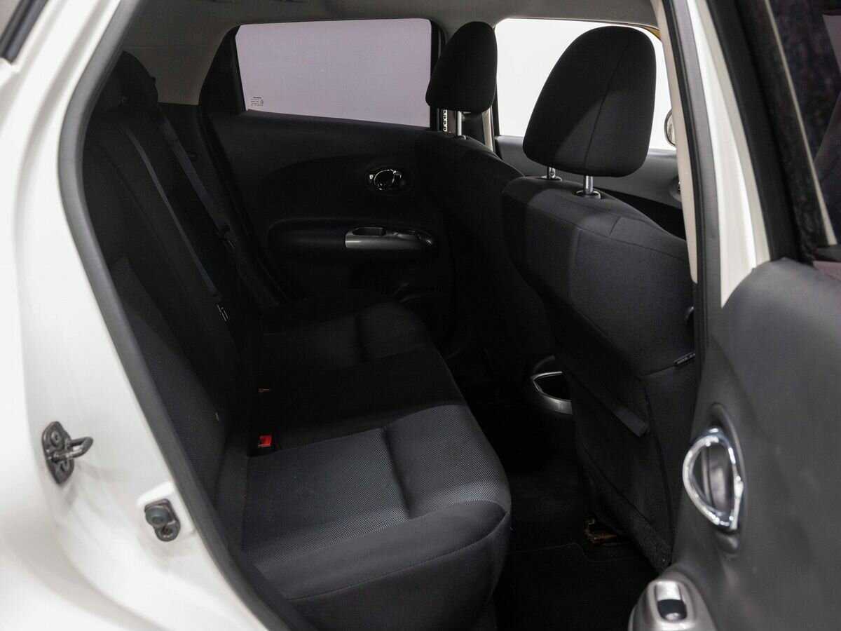 Nissan Juke б/у, 2012, Механическая. Фото: #11