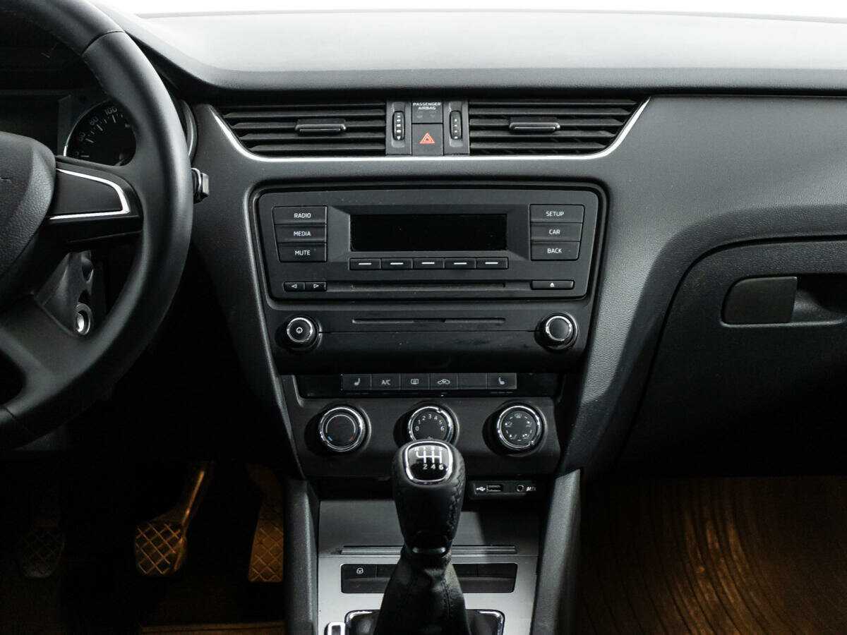 Skoda Octavia б/у, 2014, Механическая. Фото: #13