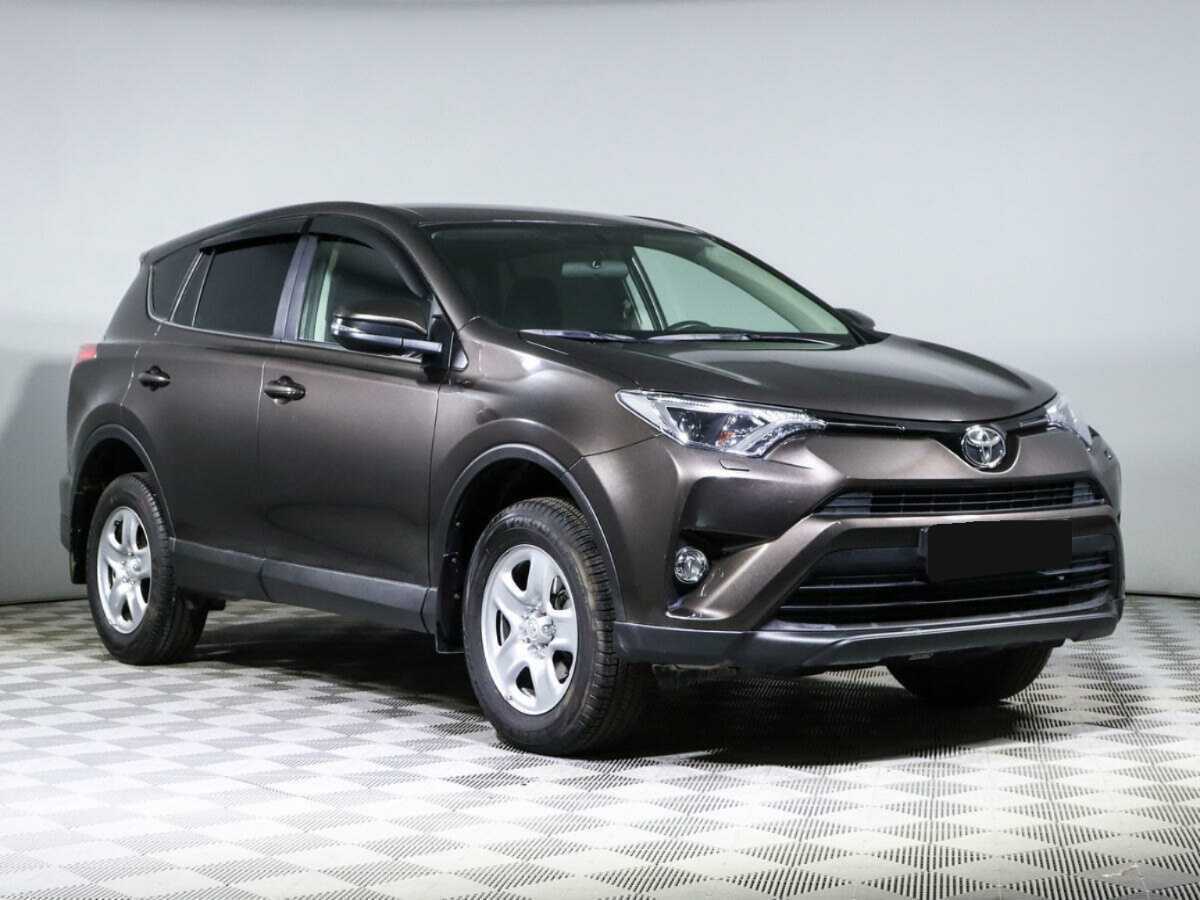 Toyota RAV4 б/у, 2018, Механическая. Фото: #2
