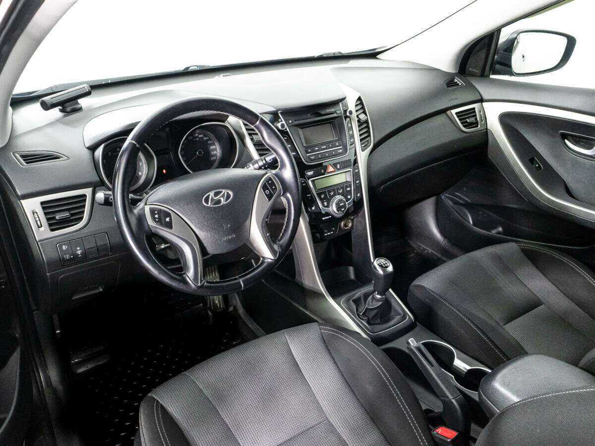 Hyundai i30 б/у, 2013, Механическая. Фото: #10
