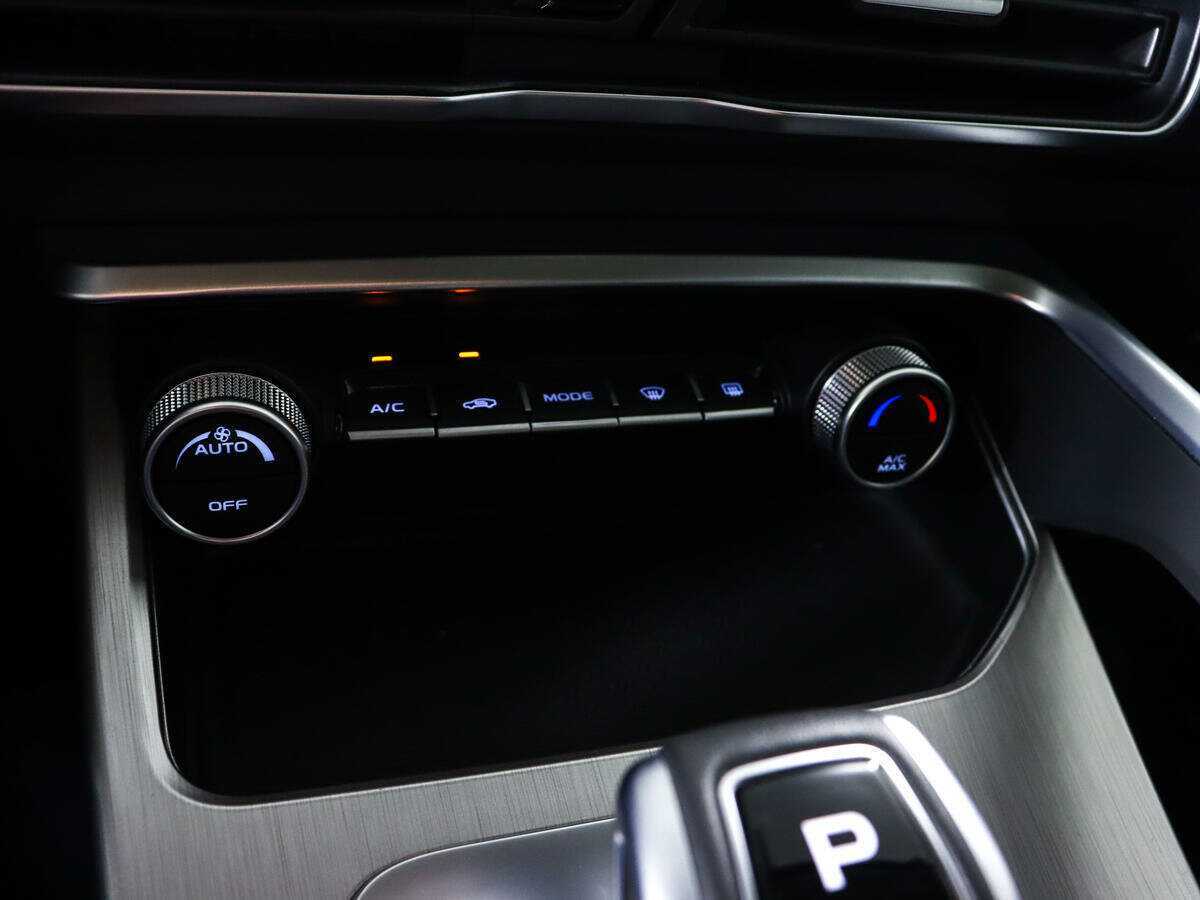 Geely Coolray б/у, 2021, Роботизированная. Фото: #16