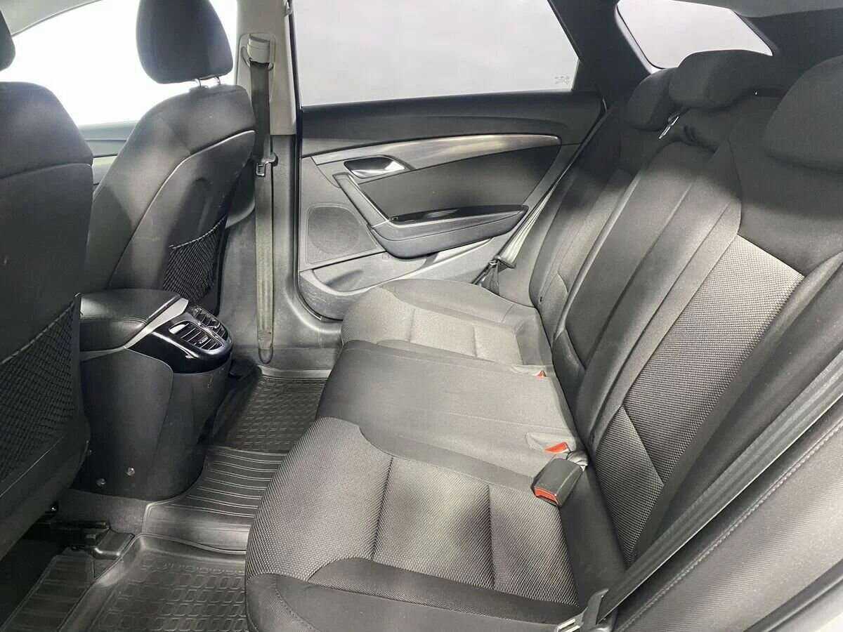 Hyundai i40 б/у, 2013, Автоматическая. Фото: #7