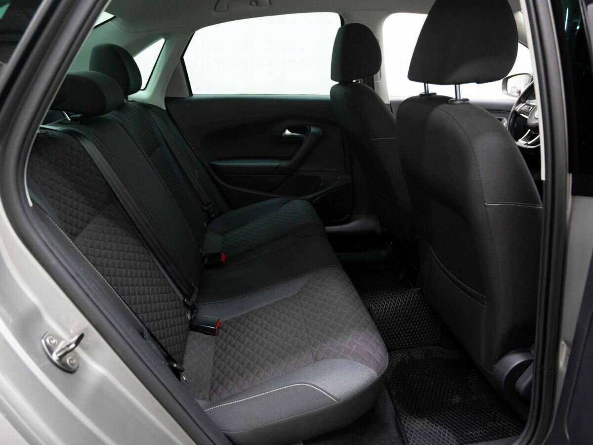 Volkswagen Polo б/у, 2018, Механическая. Фото: #9