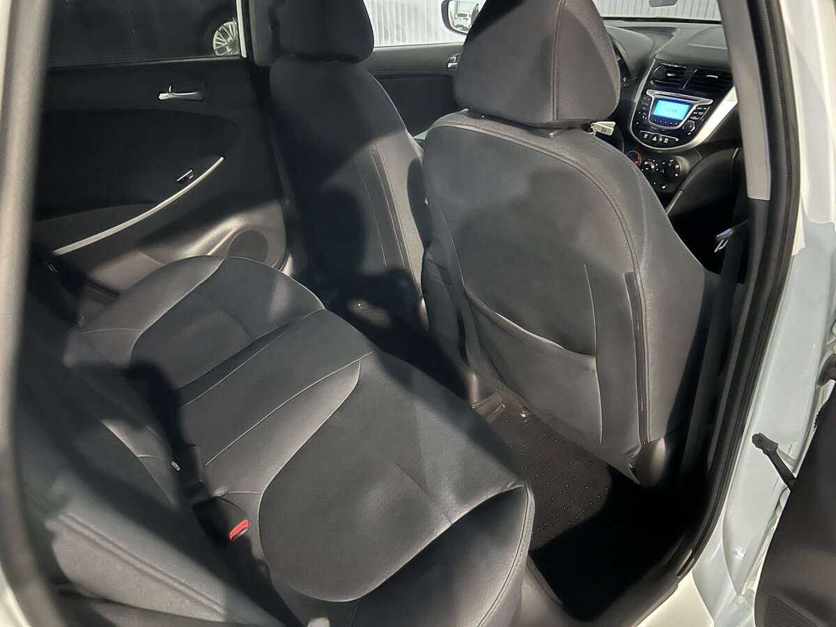 Hyundai Solaris б/у, 2014, Механическая. Фото: #14