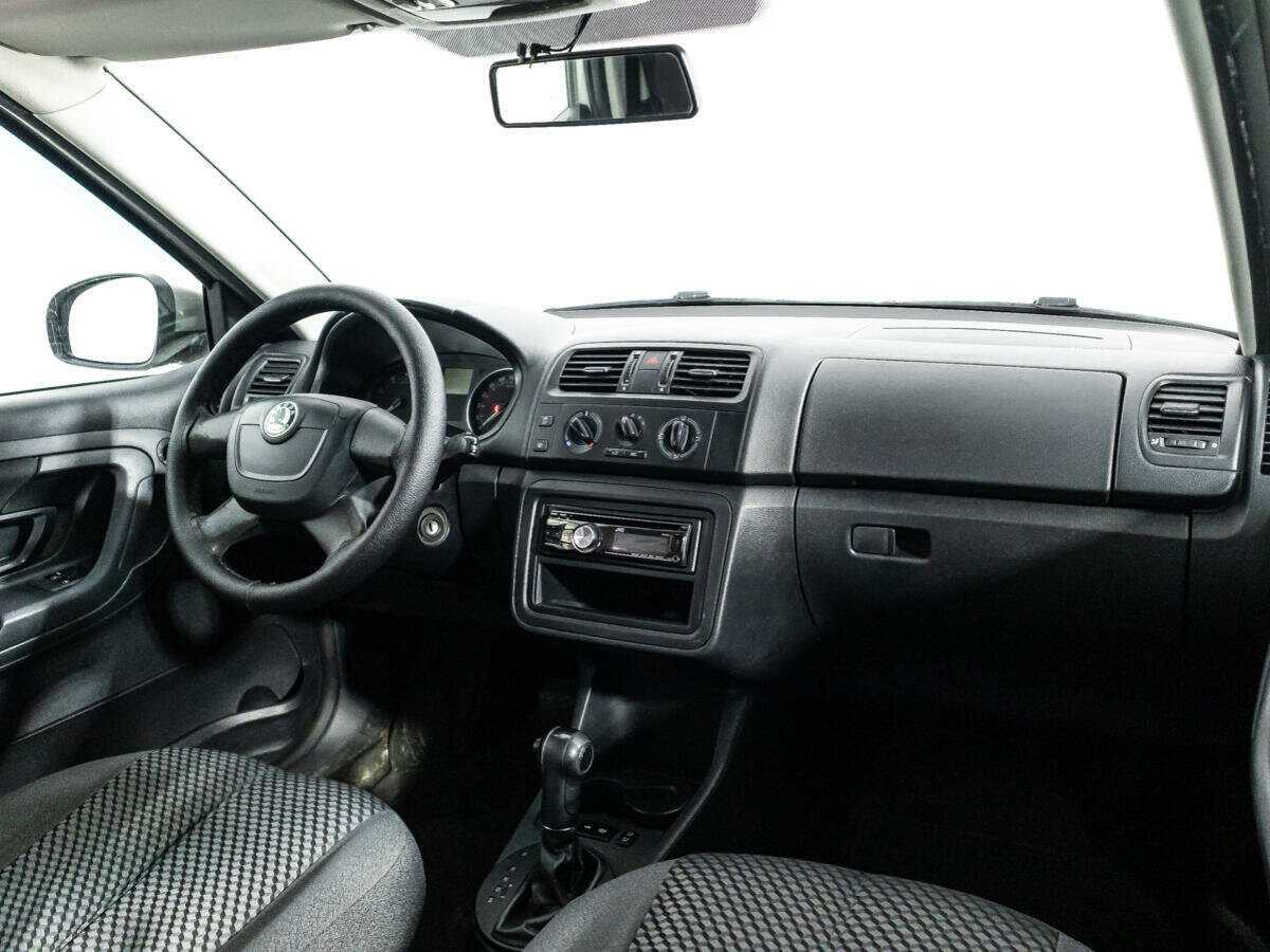 Skoda Fabia б/у, 2012, Автоматическая. Фото: #8