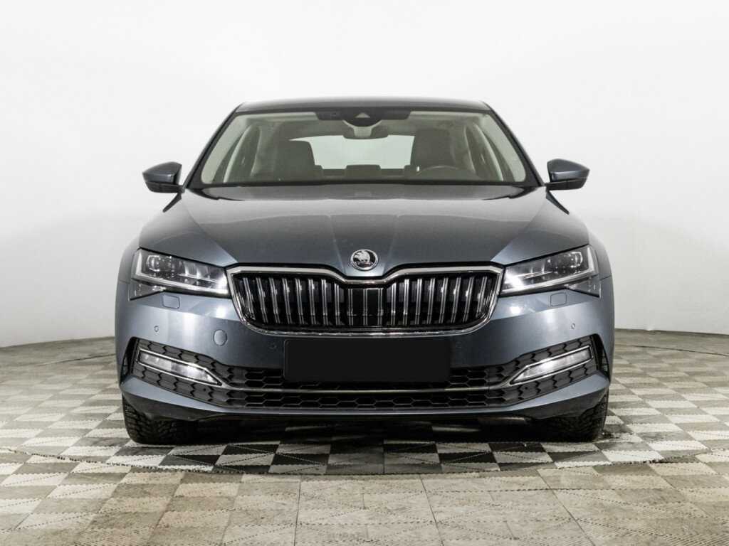 Skoda Superb б/у, 2020, Роботизированная. Фото: #1