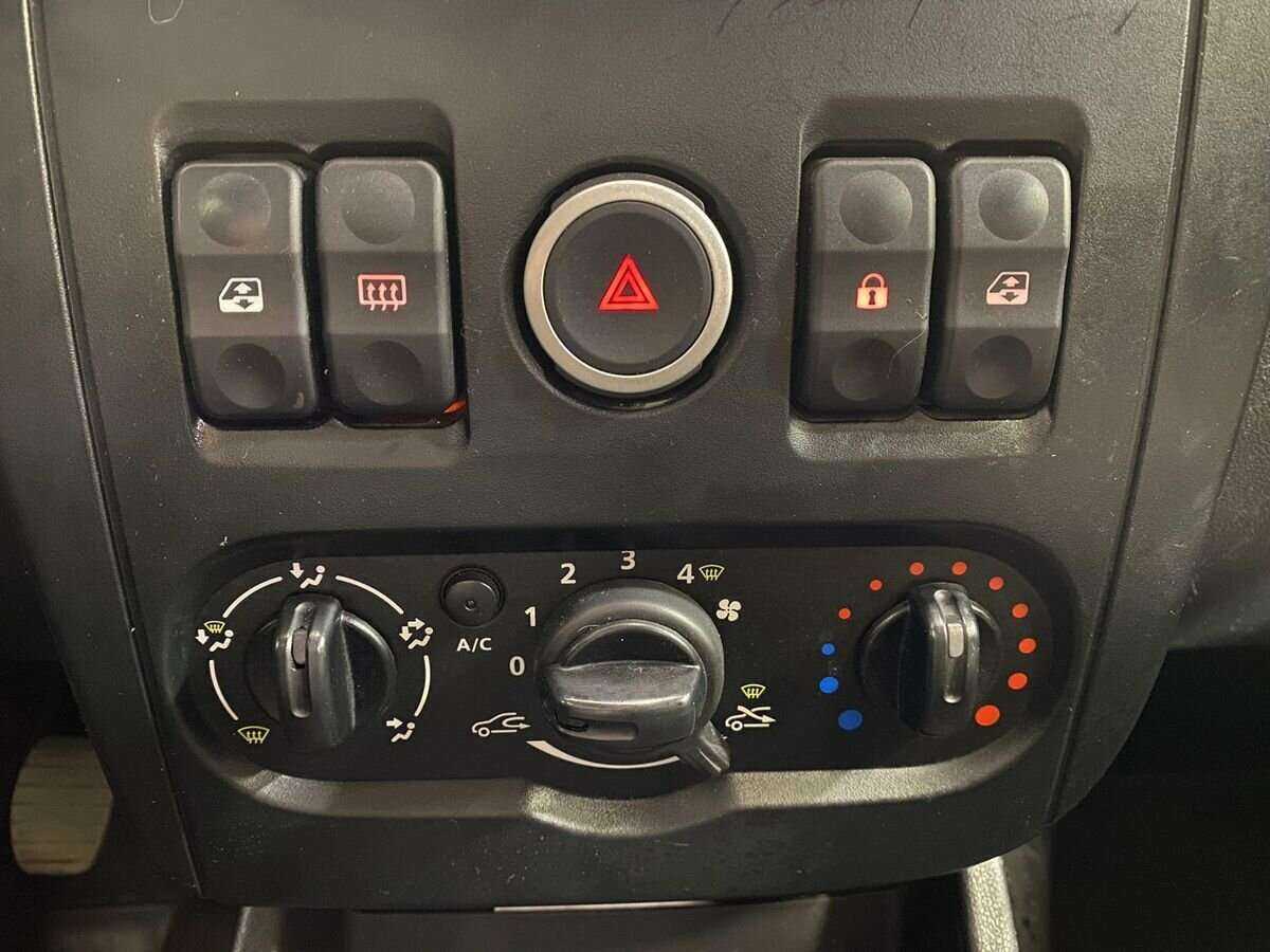 Lada (ВАЗ) Largus б/у, 2018, Механическая. Фото: #13