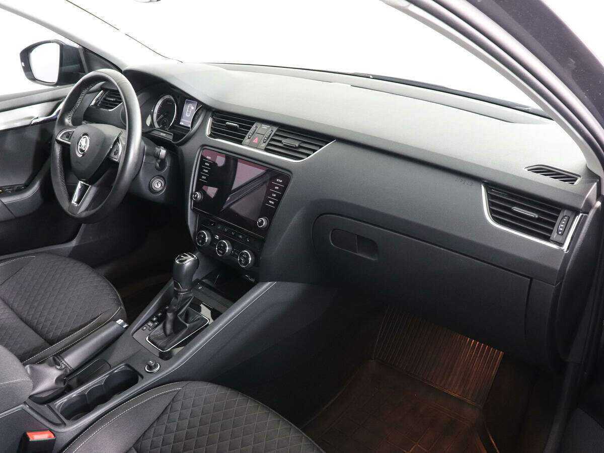 Skoda Octavia б/у, 2018, Автоматическая. Фото: #9