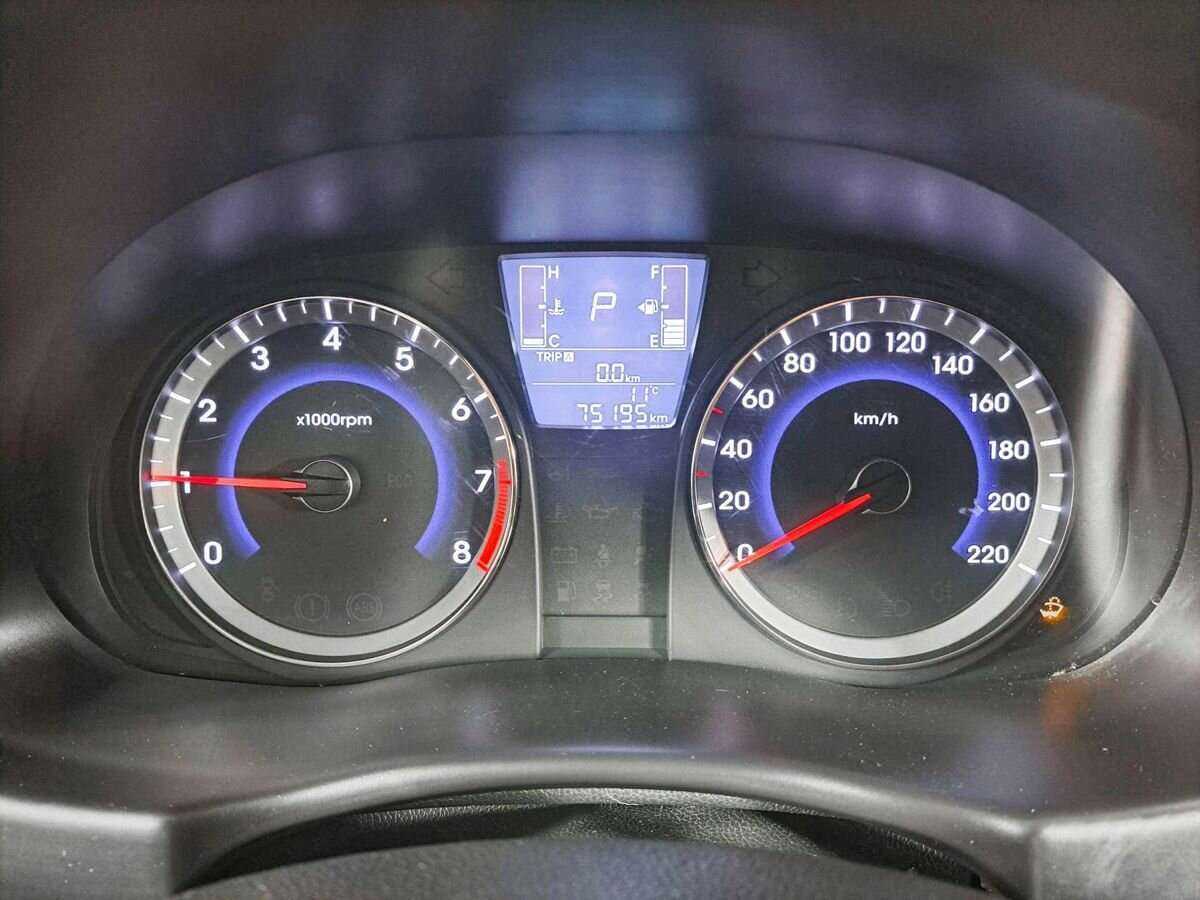 Hyundai Solaris б/у, 2016, Автоматическая. Фото: #10