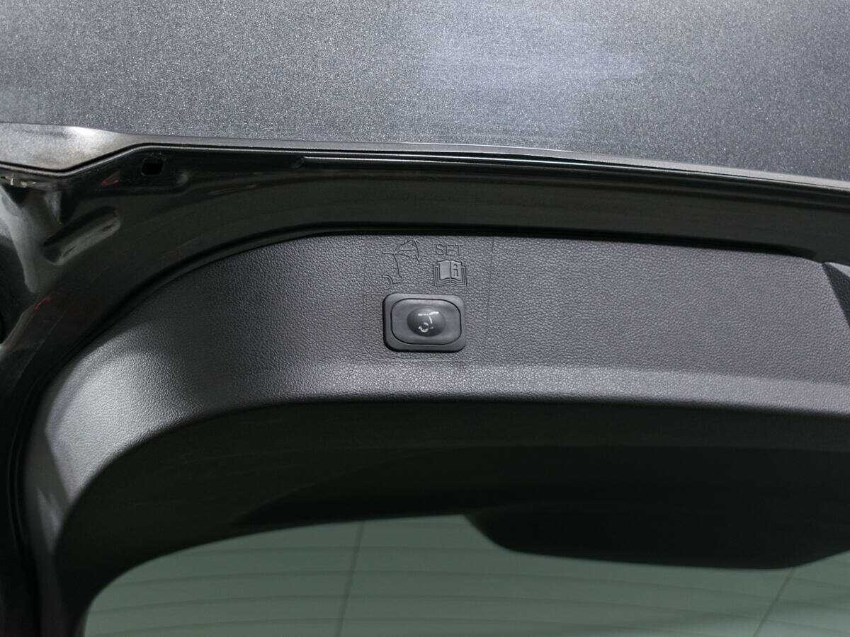 Ford Kuga б/у, 2017, Автоматическая. Фото: #12