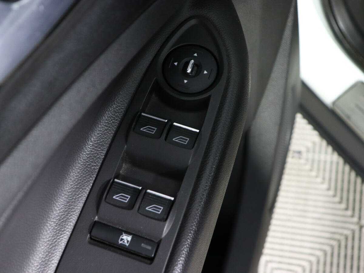 Ford Kuga б/у, 2014, Автоматическая. Фото: #15