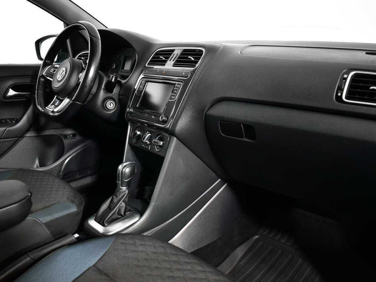 Volkswagen Polo б/у, 2019, Автоматическая. Фото: #8