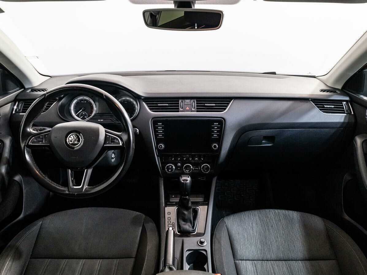 Skoda Octavia б/у, 2017, Автоматическая. Фото: #11